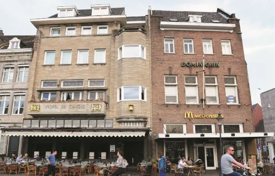 杜卡斯克阿姆拉斯酒店