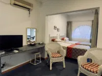 Busa House Self Catering Guest house Hotels in White River