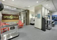 Home2 Suites by Hilton Hagerstown Hotel a Halfway