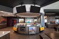Tru by Hilton Phoenix Glendale Westgate