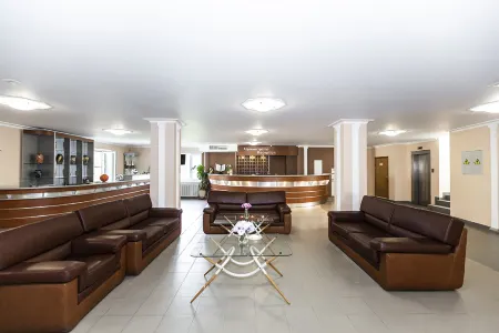 Emmaus Volga Klub Hotel Отели в г. Калининский район