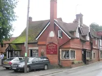 Crown & Horns Hotel di East Ilsley