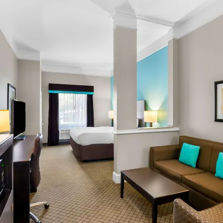 Comfort Suites at Katy Mills