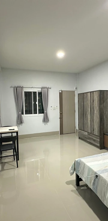 รูปภาพของห้องพักรายวัน LikeHome 400บาท/คืน