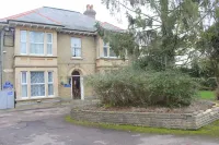 Shelford Lodge Hotels in 