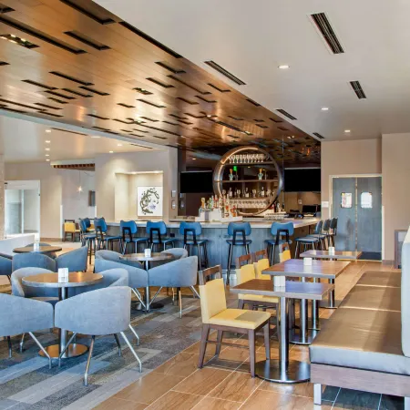 Cambria Hotel Phoenix Chandler - Fashion Center
