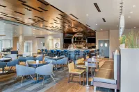 Cambria Hotel Phoenix Chandler - Fashion Center - breakfast