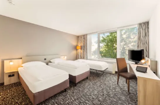 Best Western Plus Hotel Dresden City Hotels near Denkmal der Roten Armee