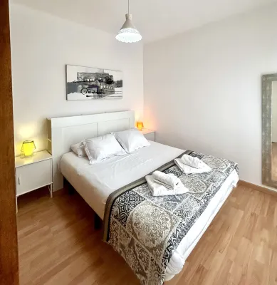 Nice Apartment la Sagrera - in a Very Quiet Area and Well Connected Hotels in Sant Andreu