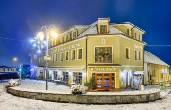 查維斯福肯斯特納酒店