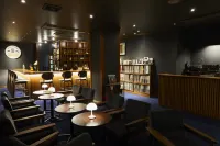 烏姆拉亞旅館 - 酒吧