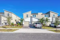 Champions Gates condos by UNE Hotel a Reunion