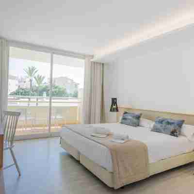 Globales Cala Bona Rooms