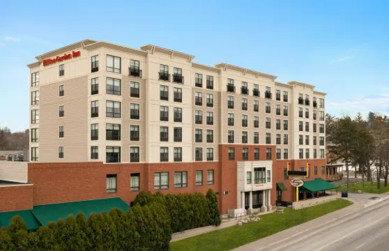 特洛伊希爾頓花園酒店