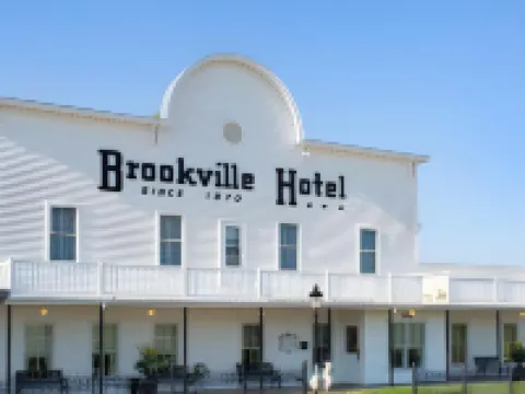 Abilene Inn & Suites Hotels in Dickinson County