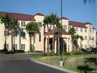 Holiday Inn Express & Suites Tracy Hotels in Tracy