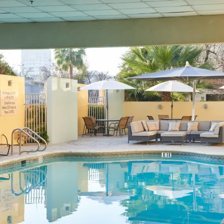 DoubleTree by Hilton Fresno Convention Center