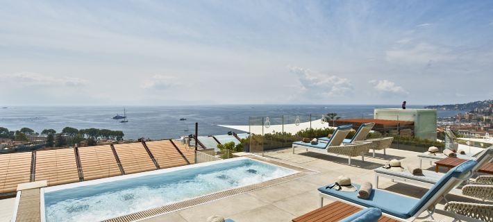 De Bonart Naples, Curio Collection by Hilton 나폴리 호텔