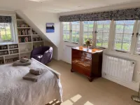 Wonderful rural idyll with glorious views and Yamaha baby grand piano Hotels in Ledbury