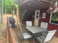 The Perch-Skywalk! Pet Friendly, 4-Bedroom Cabin on the Big Eau Pleine.