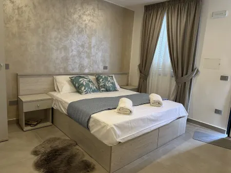 Villa Lucia Monolocale de luxe con terrazza e parcheggio privato