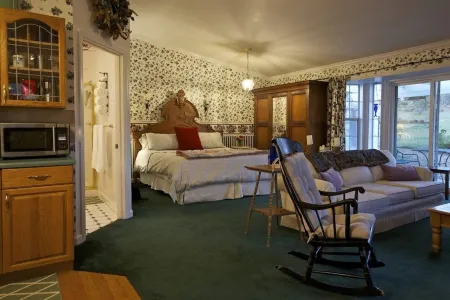 Private Cottage “Wild Rose”