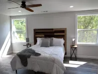 Little Bear Cottage Private,Luxury Getaway!SPA! FIRE PIT! 3 MLS FROM SNP