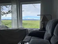 4 bedroom home with Mt Hood and Adam Views