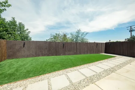 Cozy home 2bed near DTLA w/Parking Отели рядом с достопримечательностью «Keck School of Medicine of USC Physician Assistant Program»