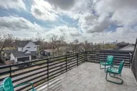 New Construction 4 BDRM w/POOL Mins To DT & SXSW Spots!