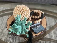 Naomi’s pool, river & beach getaway