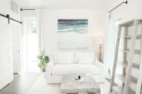 Elegant Cottage on the Bluff Downtown Fairhope (C)