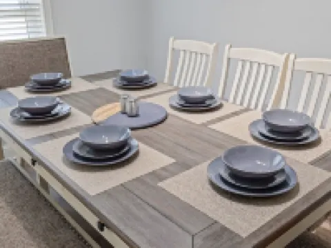 Stylish Villa-Near Stadiums, Large Pool,Pool Table Hoteles en Bedford