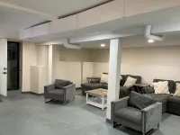 Charming 3-bedroom house with AC and WiFi in welcoming Covington.