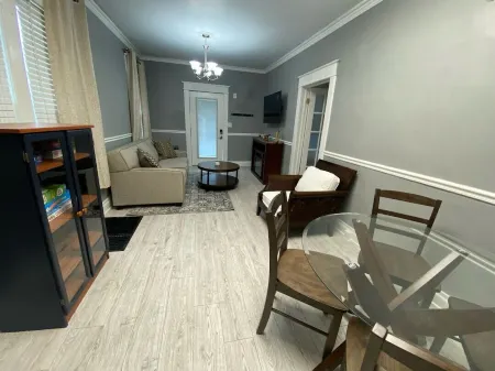 West Plaza Cozy Comfort Unit A