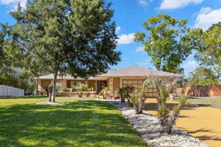 3BR Roman Oasis: Caesar's Place + Heated Pool Отели в г. Эрнандо