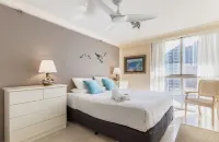 Beachfront Surfers Paradise no hidden fees