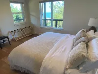 The Beach House with Beautiful Ocean Views! Hotels near Cape Mendocino Lighthouse(At Shelter Cove)