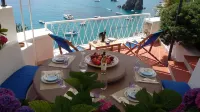 SPLENDID VILLA IMMERSED IN THE GREEN PEAK ON THE SEA - Wi-Fi