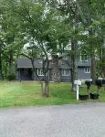 Summer Lakeside Adventure!-Kayak, Paddleboard, S'Mores, BBQ!