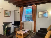 Quirky Cottage in The Heart Of The Yorkshire Dales. Great reviews. Book early