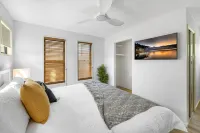 Little Fern House a Tropical Beach Hideaway Mudjimba,  Sunshine Coast 🛫 5 mins