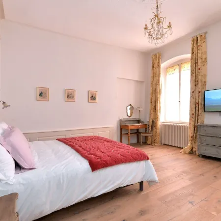 Haussmann apartment 100 m2 - Great comfort - Colmar center, quiet.