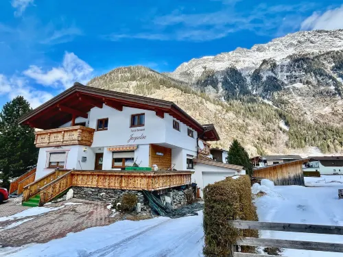 Apart Michelle Hotels in Huben