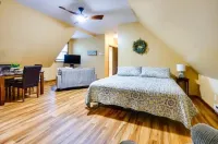 Lakefront Lake Poinsett Cottage with Private Beach Hotels in Hamlin County