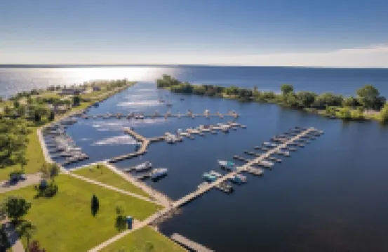 Little Bay De Noc Inn ~ Downtown Escanaba