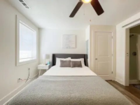 2BR 2Bath - Swamp Rabbit Trail Resort 帕克酒店