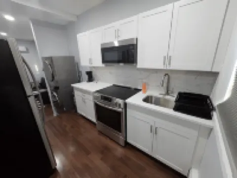 Grandiosely Pleasant Suite 2 Hotels in Hempstead