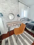 A Cozy Guesthouse in Central O.C.