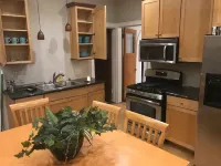 Cozy 4 Bedroom on Popular Historic Brady St